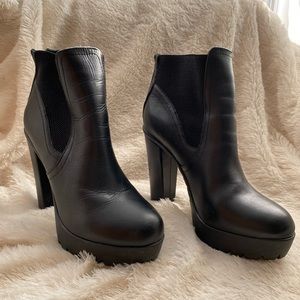 Steve Madden booties
